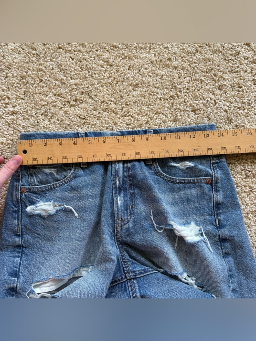 American Eagle Curvy 6” Relaxed Denim Shorts Distressed High Rise NWT Size 2 - Picture 7 of 9